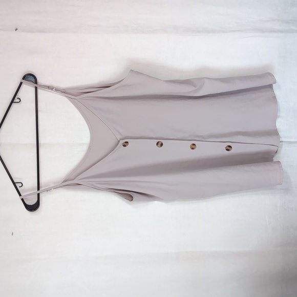 Light Grey Spaghetti Strap Button Front Vneck Tank Size 2x - Picture 1 of 3
